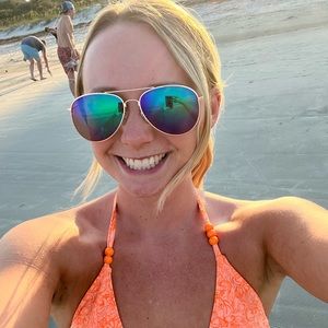 Meet your Posher, Taylor